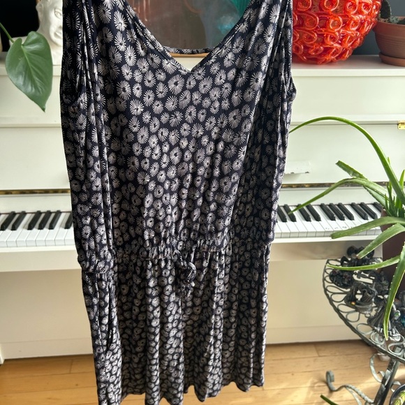 H&M Blue and White V Neck Romper with Side Pockets S - Picture 15 of 15